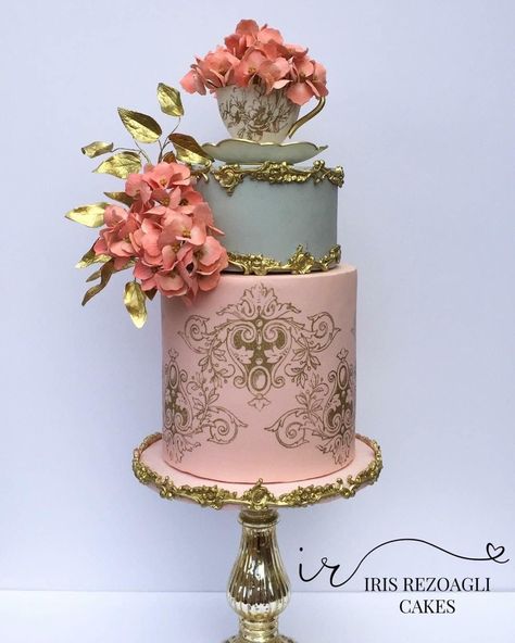 Baroque Cake, Stencil Cake, Bolo Vintage, Cake Techniques, Design Stencils, Cake Stencils, Teapot Cake, Tea Party Cake, Big Wedding Cakes