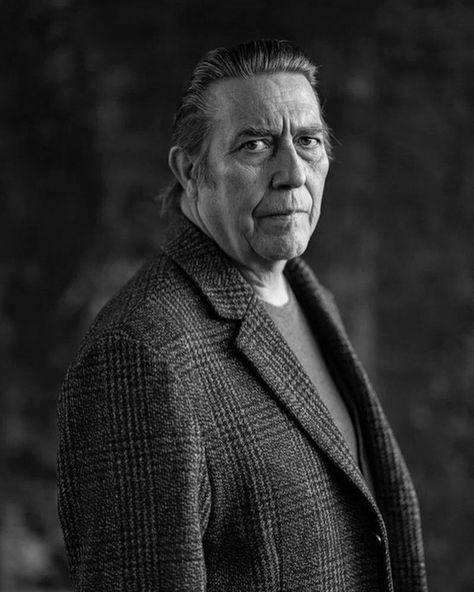 Ciarán Hinds, Ciaran Hinds, Hollywood Actors, White Photos, Character Reference, British Actors, Old Men, Hollywood, Actresses