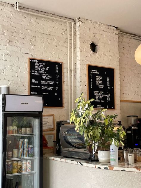 Cute Cafe Aesthetic Interior, Local Coffee Shop Aesthetic, Classy Coffee Shop, Coffee Shop With Plants, Coffee Shop Layout, Minimalistic Cafe, Coffeehouse Aesthetic, Minimalist Coffee Shop, Cafeteria Aesthetic