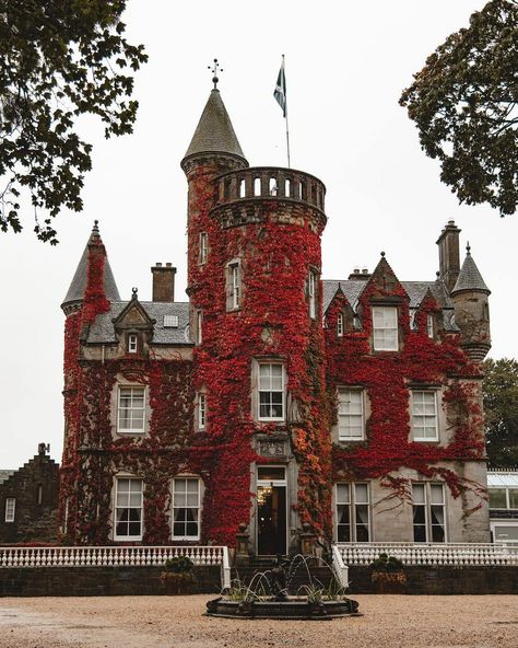 Carlowrie Castle in... - The Heart and Soul of Scotland Wallpapers Fall Aesthetic, Carlowrie Castle, Wallpapers Fall, Fall Aesthetic Pictures, Fall Aesthetic Cozy, Edinburgh Uk, Fall Mood Board, Fall Mood, Instagram Autumn