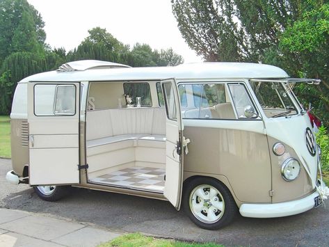 Vw Kampeerwagens, Vw Buzz, Vw Minibus, Vw Bus Interior, T3 Vw, Kombi Motorhome, Volkswagen Camper Van, Retro Auto, Bus Interior