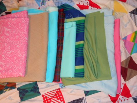 Quilting Board Amy Tan, Quilting Board, Foster Mom, Crochet Rug, Double Knit, Warm Blankets, Quilt Top, Double Knitting, Machine Quilting