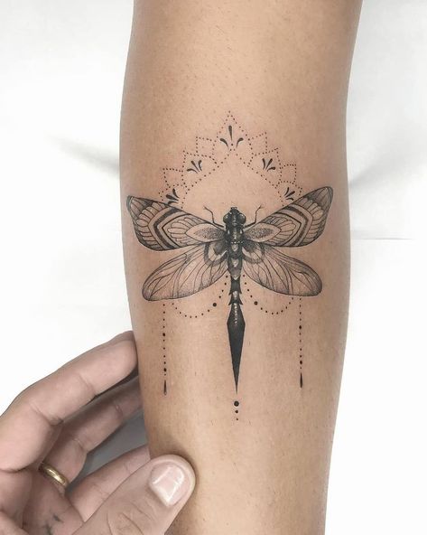 Dragonfly Tattoo | Tattoo Ideas and Inspiration | lucioprado.tattoo Dragonfly Tattoo Ideas, Dragonfly Tattoos, Small Dragonfly Tattoo, Dragonfly Tattoo Design, Muster Tattoos, Sternum Tattoo, Dragonfly Tattoo, Subtle Tattoos, Mom Tattoos