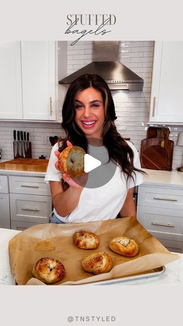 Tara Tedesco | Tnstyled on Instagram: "STUFFED BAGELS! 🥯 follow @tnstyled for more easy ideas. These stuffed bagels are soo easy to make and the perfect breakfast to meal prep. Use a sheet of crescent rolls or pizza dough cut into slices (I cut into 5 slices) and stuff with a mix of cream cheese and crumbled bacon (I mix scallion/chive cream cheese with crumbled bacon) and put it down the center of the dough and pinch it closed. 

Brush each bagel with an egg wash and top with sesame seeds or everything bagel seasoning. Bake these at 375 for 12-15 minutes (tops will begin to brown) I love that you can customize these and add whatever you like into the cream cheese! These also are great to keep in the fridge and toast the next day. 

#breakfast #breakfastideas #kidsmeals #breakfastrecipes" Stuffed Bagels, Chive Cream Cheese, Everything Bagel Seasoning, Bagel Seasoning, Brown I, Bread Roll, Crumbled Bacon, Everything Bagel, Egg Wash