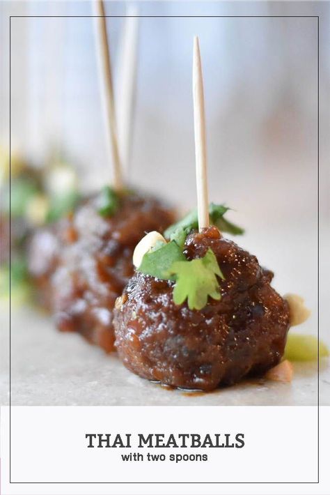 Appetizers Asian, Ground Pork Meatballs, Thai Meatballs, The Best Meatballs, Thai Appetizer, Best Meatballs, Appetizer Meatballs, Bite Size Appetizers, Cold Appetizers