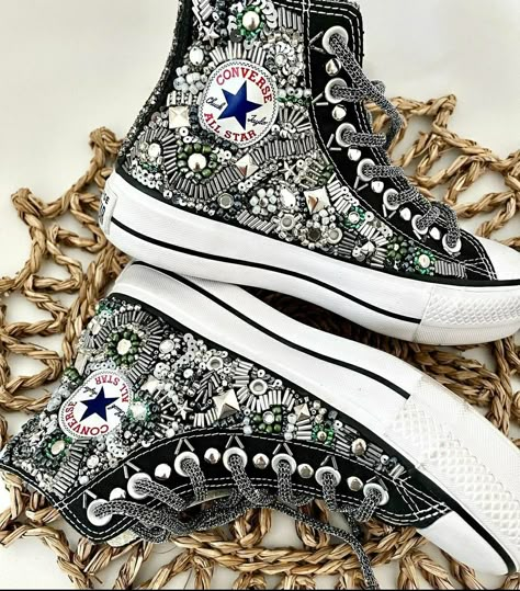 Beaded Tennis Shoes, Beaded Converse, Upcycle Shoes, Diy Ripped Jeans, Bridal Sneakers, Custom Sneakers Diy, Fly Shoes, Beaded Shoes, Upcycle Clothes Diy