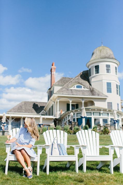 Rhode Island Vacation, Nantucket Style Homes, Rhode Island Travel, New England Aesthetic, City By The Sea, New England Road Trip, Single Travel, Block Island, Newport Rhode Island