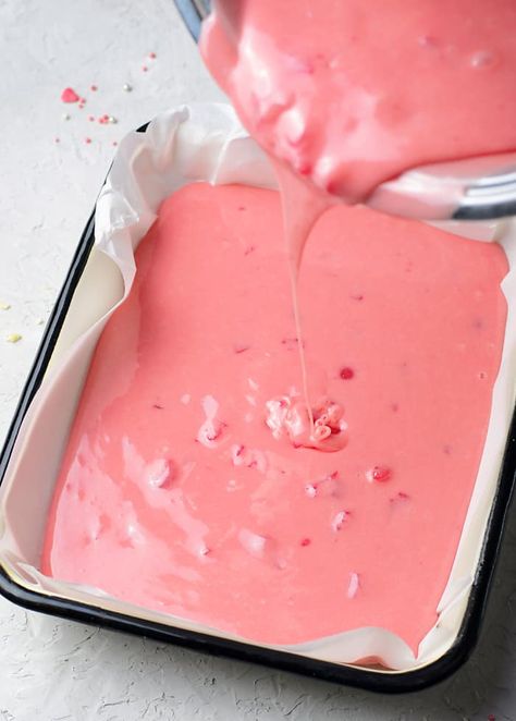 Valentines Day Candy Recipes, Valentine Fudge Recipes, Chocolate Cherry Fudge Easy, Valentines Candy Recipes, Valentines Fudge Recipes, Valentine’s Day Fudge, Valentine Recipes Desserts Easy, Homemade Valentine Candy Recipes, Cherry Fudge Recipes