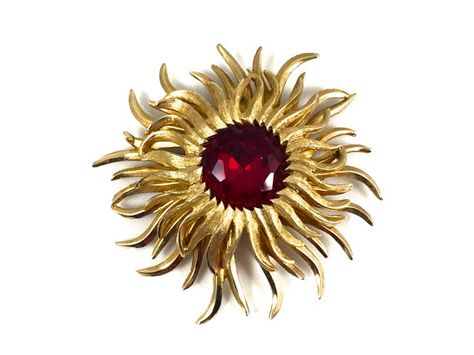 New listings daily follow us for updates.  This beautiful #vintage rhinestone #sunburst #brooch in a gold tone Mid Century multi dimensional design, circa 1960s. The large round faceted rhinestone has a gold foil back.... #teamlove #etsyretwt #jewelry #jewellery #figural #textured ➡️ https://www.etsy.com/justvintage4u/listing/477956138/vintage-rhinestone-sunburst-brooch-gold?utm_campaign=products&utm_content=60e5f4d2553f42ef97250590cc631c0a&utm_medium=pinterest&utm_source=sellertools Formal Outfit Men, Vintage Gold Brooch, Gold Sunburst, Dnd Items, Multi Dimensional, Gold Brooch, Antique Brooches, Brooch Vintage, Gold Brooches