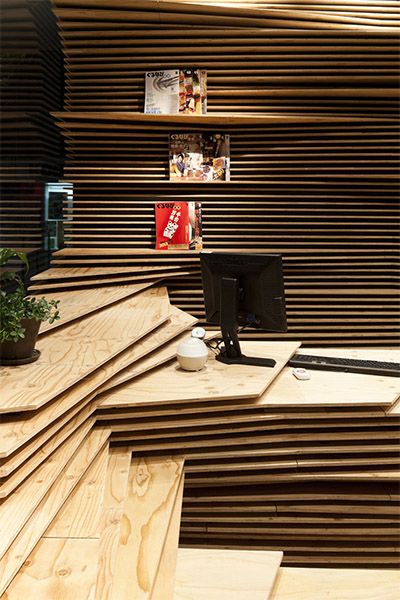 Shun-Shoku Lounge Creative Design – Commercial Interior Design News | Mindful Design Consulting - cafe interior designer Wooden Interior, Pub Interior, Interior Design News, Kengo Kuma, Japanese Architect, Timber Cladding, Commercial Interior Design, Commercial Design, Commercial Interiors