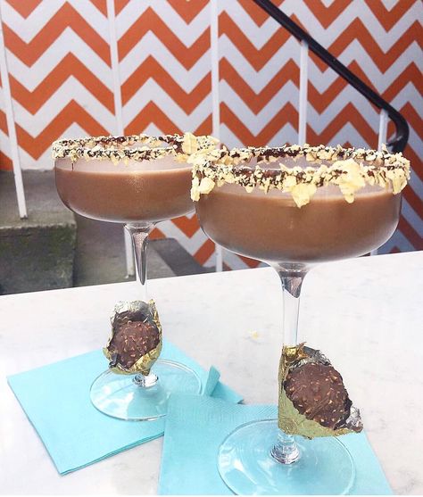 This Ferrero Rocher Cocktail In Town Is A Chocolate Lover's Dream | LovinDublin Ferro Rocher Martini, Ferrero Rocher Martini, Ferrero Rocher Cocktail, Ferraro Rocher Martini, Cocktail Contest, Martini Recipes Easy, Fine Dining Recipes, Kid Drinks, Festive Drinks