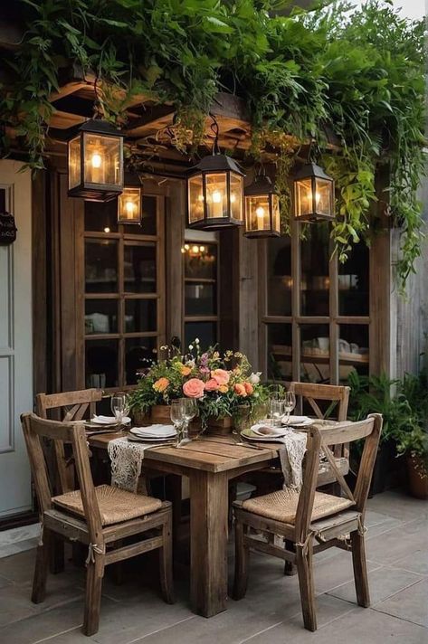 Outdoor Bistro Patio Ideas, Sloped Ceiling Bedroom, Outdoor Decor Backyard, Backyard Garden Design, Outdoor Patio Decor, Wooden Crates, Outdoor Dining Area, Porch Patio, Patio Dining