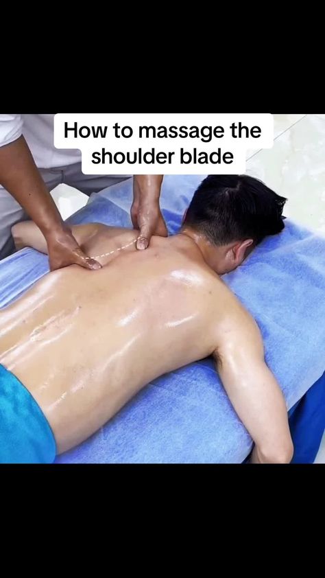 How to massage the shoulder blade. #massage #massagetherapy #shouldermassage#shoulderblade #shoulderbladepain #shoulderblademassage #scapulamassage #shoulderworkout #spamassage #healingmassage #healing #massagetutorial #howtomassage #relaxation #massagetiktok #fyp Shoulder Massage Techniques, Neck And Shoulder Exercises, Facial Massage Techniques, Body Massage Techniques, Shoulder Bones, Shoulder Exercises, Pool Lounge Chairs, Shoulder Massage, Massage Room