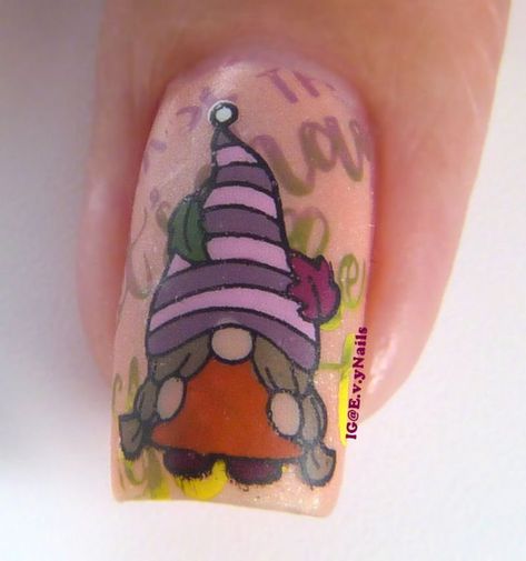 Halloween Gnome Nails, Gnome Nail Designs, Gnome Nails, Mom Nails, November Nail, Nail Christmas, Manicure Tutorials, Girl Gnome, November Nails