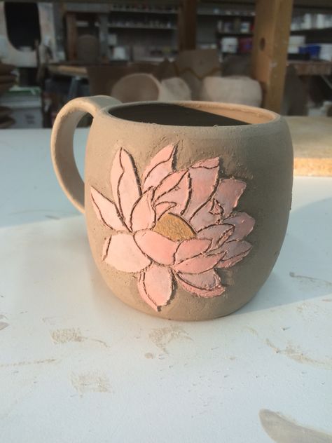 Lotus flower mug Air Dry Clay Lotus Flower, Pottery Lotus Flower, Lotus Ceramic, Flower Handle Mug, Cute Ceramic Mugs With Flowers, Italian Farmhouse, Pottery Inspo, Flower Mug, Pottery Ideas