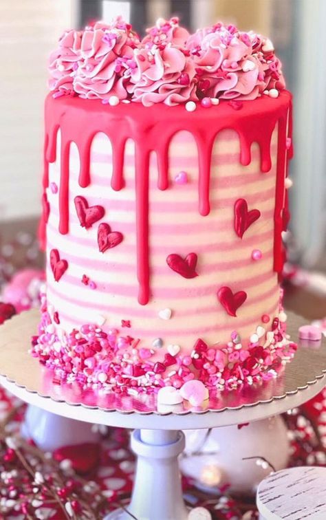 Valentine’s Day Cake Decorating, Valentines Day Cakes Ideas, Valentine Chocolate Cake, Valentine’s Day Cake, Pink Cake With Red Hearts, Valentines Day Heart Cake, Pretty Deserts, Valentine Cake Ideas, Pink Heart Cake Valentines