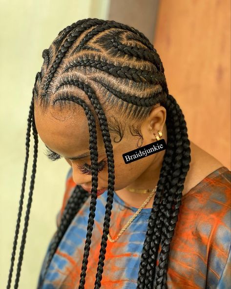 Hairstyles With Attachment, Gala Hairstyles, All Back Hairstyle, African Women Hair, Weaving Hairstyles, Best Braided Hairstyles, To Braids, Latest Hair Braids, Cornrows Braids For Black Women