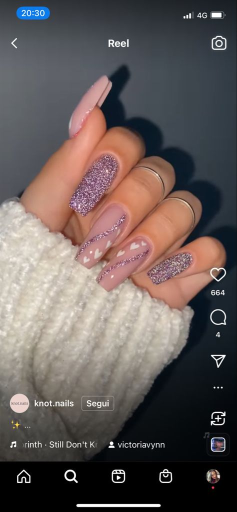 Unghie glitter viola, rosa e cuori bianchi Mermaid Nails, Toes Designs, 18th Birthday Party, Fabulous Nails, Gel Nail Art, Nude Nails, Nail Inspo, Manicure, Nail Art