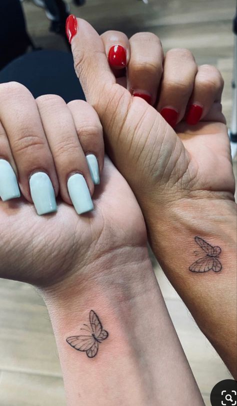 Cute Matching Tattoos With Mom, Connecting Butterfly Tattoo, Butterfly Mom And Daughter Tattoo, Small Butterfly Tattoo Matching, Mom And Daughter Tattoos Matching Butterfly, Matching Tattoos Mother Daughter Butterfly, Small Matching Tattoos Mom And Daughter Butterfly, Matching Heart Tattoos Mother Daughters, Butterfly Tattoo Friends