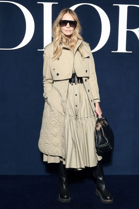 Dior Autumn Winter 2023 2024, Dior 2024 Winter, Fashion Trends 2023 2024 Fall Winter Women, Dior Trench Coat, 2023 Beige, Spring Trench Coat, Dior Dress, Elle Macpherson, Maria Grazia Chiuri