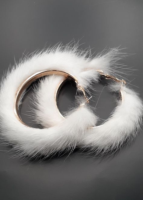 Large circle hoop mink fur earrings Fur Earrings Diy, Rabbit Fur Earrings, Fur Earings, Fur Crafts, Fur Jewelry, Fur Earrings, Diy Wings, Taxidermy Art, Wrap Jewelry