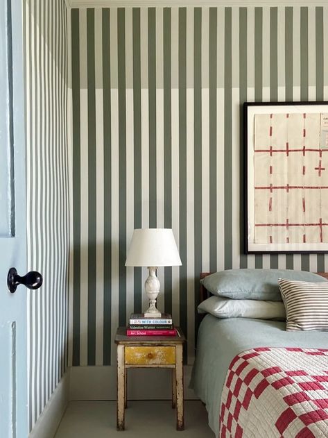 Good Striped Wallpaper Is Expensive—Painting the Pattern Is Not | domino Bunting Above Bed, Striped Wallpaper Living Room, Decor Vignettes, Striped Bedroom, Hedda Gabler, Stripe Wall, Beach Bungalow, Striped Walls, Paint Stripes