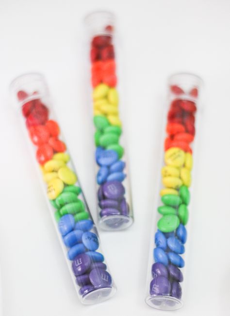 Rainbow Candy Tube Wedding Favors Rainbow Wedding Favors, Larry Wedding, Free Printable Favor Tags, Rainbow Wedding Theme, Pride Wedding, Rainbow Ideas, Wedding Favour Jars, Honey Wedding Favors, Bridal Shower Tags