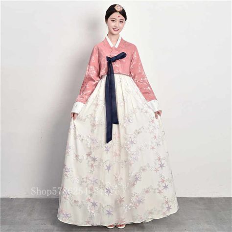 Korean Hanbok Princesses, Hanbok Female, Korean Hanbok Modern, Hanbok Dress, Hanbok Traditional, Red And White Dress, Korean Hanbok, Wedding Court, Performance Dresses