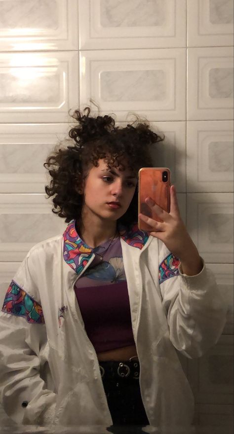 Curly Hair Space Buns With Bangs, Space Bun Natural Hair, Short Curly Hair Space Buns, Space Buns Short Curly Hair, Short Curly Hair Pigtails, Short Curly Pigtails, Space Buns Aesthetic, Curly Hair Space Buns, Space Buns Curly Hair