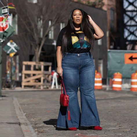 Bell Bottom, Essie, Bell Bottoms, Bell Bottom Jeans, Plus Size Fashion, Influencer, Log In, Log, Plus Size