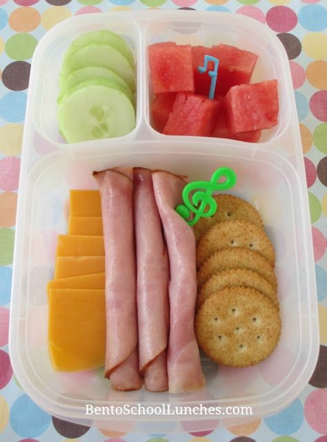 Lunch Box Ideas No Sandwich, School Box Lunches, Cucumber Lunchable, Lunchables Diy, Kid Lunch Ideas, Kids Lunches, Toddler Lunches, Healthy School Lunches, Prepped Lunches