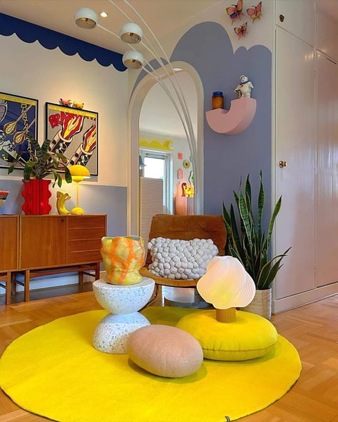 Groovy Home Aesthetic, Aesthetic Interior Design, Room Vibes, Post Modern, Gen Z, Home Reno, Colorful Design, Postmodernism, Diy Ideas