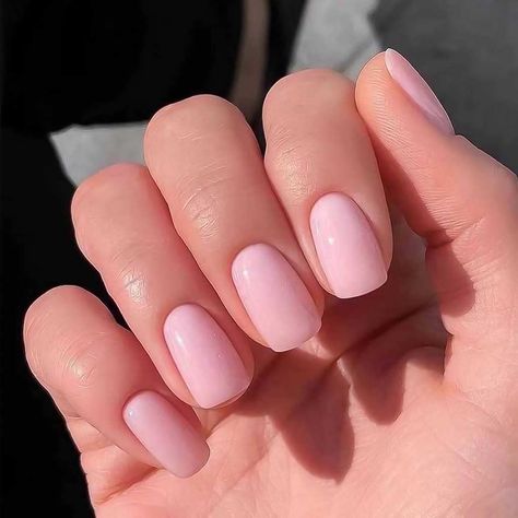 Acrylic Nails Glossy, Round Square Nails, Fake Nails Square, Square Oval Nails, Glossy Nails, Pink Press On Nails, Nails Glossy, Short Fake Nails, Light Pink Nails