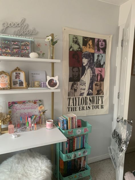 Taylor Swift 2024 Flag In Room, Eras Tour Room Decor, Swiftie Bedroom Ideas, Taylor Room Decor, Taylor Swift Aesthetic Bedroom, Swiftie Room Decor, Budget Room Makeover, Taylor Swift Bedroom Ideas, Taylor Swift Bedroom