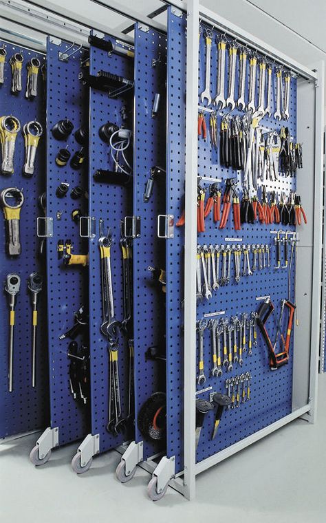 Storage Hacks Diy, Garage Organisation, Garage Workshop Organization, Garage Tool Organization, Shed Organization, Garage Organization Diy, Garage Tool Storage, Tool Storage Diy, Diy Garage Storage