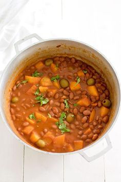 Pink Beans Puerto Rican, Puerto Rican Red Beans And Rice, Puerto Rican Red Beans, Puerto Rican Rice And Beans, Puerto Rican Beans, Stewed Beans, Puerto Rican Rice, Habichuelas Guisadas, Red Beans Recipe