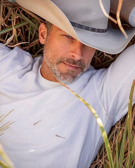 Greg Vaughan on Instagram: "Home 📸 @vanessagavalya #texas #cowboysstories" Greg Vaughan, Document Sign, Panama Hat, Cowboy Hats, Life Hacks, Cowboy, Texas, On Instagram, Quick Saves