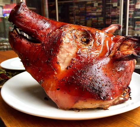 How to Cook Pig's Head: The Perfect Cookout Dish to Try This Summer - Thrillist Pork Head, Cookout Dishes, Pig Meat, Pigs Eating, Food Experiments, Pig Head, How To Cook Pork, Ham Glaze, Big Green Egg