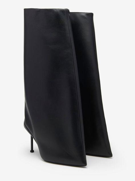 CLS. on X Black Alexander Mcqueen, Fold Over Boots, Leather Knee Boots, Handbags Luxury, What A Girl Wants, Girly Shoes, Leather Denim, Boot Bag, Fold Over