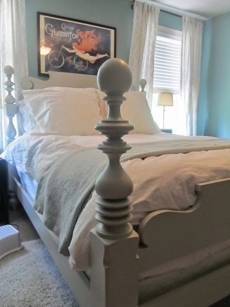 Ethan Allen Quincy Bed in Dove Gray Half Finished House: Bed of my dreams Ethan Allen Quincy Bed, Cannon Ball Beds, Cannon Ball Bed Makeover, Cannonball Bed Makeover, Painted Cannonball Bed, First Apartment Together, Cannonball Bed, Our First Apartment, Painted Headboard