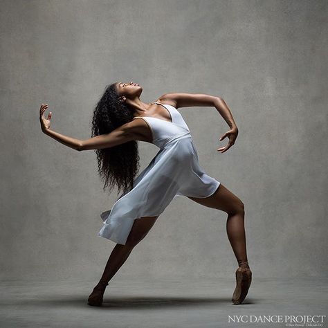 Nadia Boodoo, new member of Pennsylvania Ballet. Leotard by Bullet Pointe Contemporary Dance Photography, Modern Dance Photography, Black Dancers, Shooting Studio, Dance Picture Poses, Dance Photo Shoot, Dancer Photography, Dancer Poses, Ballet Pictures