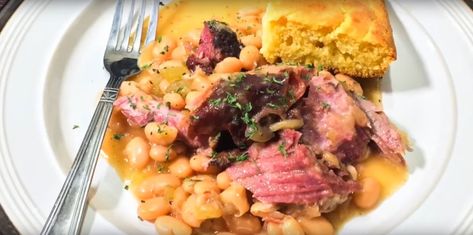 Learn more about Smoked Turkey Great Northern Beans from SideChef! Northern Beans Recipe, Great Northern Beans Recipe, Turkey Neck Recipe, Turkey Leg Recipes, Smoked Turkey Wings, Smoked Turkey Legs, Beans In Crockpot, Smoked Turkey Recipes, Crockpot Turkey