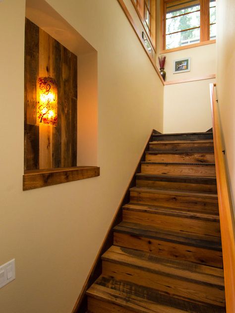 Reclaimed wood staircase Enclosed Stairwell, Enclosed Stairway, Enclosed Staircase, Staircase Design Ideas, Basement Guest Rooms, Small Guest Bedroom, Sea Ranch, Staircase Remodel, Wood Staircase