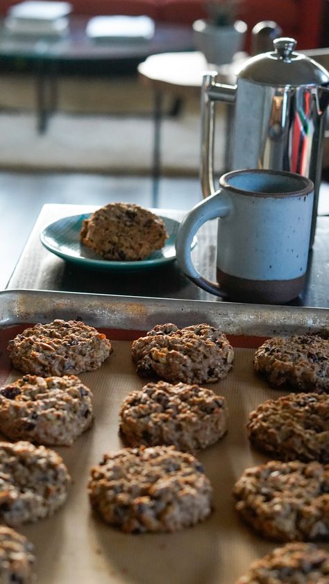 Sourdough Breakfast Cookies, Breakfast Rounds, Athlete Breakfast, Whole Grain Oatmeal, Cookies For Breakfast, Breakfast Cookie, Breakfast Cookie Recipe, Breakfast Cookies Healthy, Work Lunches