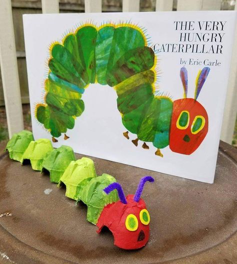 Egg Carton Caterpillar, The Very Hungry Caterpillar Activities, Hungry Caterpillar Craft, Hungry Caterpillar Activities, Caterpillar Craft, Egg Carton Crafts, Butterfly Life Cycle, Fun Crafts To Do, Petite Section