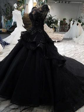 Cheap Wedding Dresses Online | Cheap Simple Wedding Dress - Bridelily — Page 49 Black Ball Gown Wedding Dress, Goth Wedding Dresses, Black Wedding Gowns, Black Ball Gown, Wedding Dress With Lace, Gothic Wedding Dress, Beaded Prom Dress, Vestidos Vintage, Black Wedding Dresses