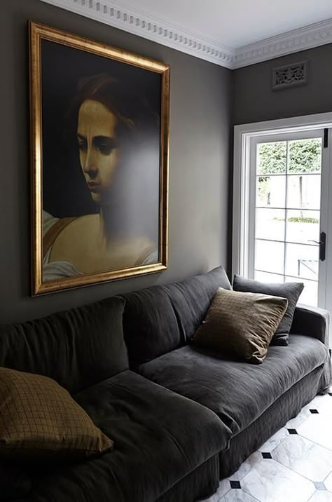 Colored Sofas Grey Couch Decor, Dark Grey Couches, Velvet Sofa Living Room, Warm Gray Paint, Dark Gray Sofa, Black Couches, Sofa Design Ideas, Grey Velvet Sofa, Dark Blue Walls