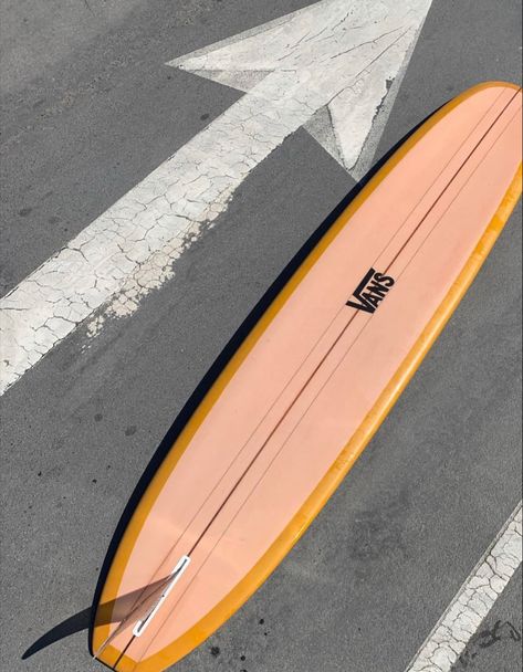 Long Board Surfboard, Longboard Surfboard, Surfboard Art Design, Vintage Surfboards, Surf Aesthetic, Longboard Design, Surfboard Decor, Surfboard Shapes, Custom Surfboards