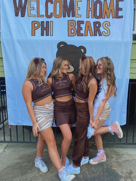 Alpha phi bid day bear ideas theme aesthetic brown phi bears Phi Bear Bid Day, Alpha Phi Bid Day Themes, Bear Bid Day Theme, Bear Big Little Reveal, Trendy Big Little Reveal Themes, Bear Bid Day, Cute Big Little Reveal Themes, Sorority Big Little Reveal Theme, Pi Phi Bid Day