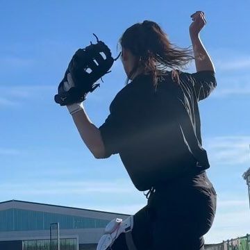 Reagan Glanz on Instagram: "The 🔑 to picking people off⚡️ - You hear me say in the video, “I’m throwing to you and not the bag.” I need my focal point to be the inner part of the base rather than locking my target on my first basemen. - I think I’m quicker and more efficient throwing from my knees vs. feet. As catchers, we have to use both, but I should choose my knees if possible. In my opinion, the reason I’m better on the knees is because I’m keeping my posture and getting to a scap load faster. If you watch my feet throws, you can see I pop up with my back bent over, meaning it’s taking longer to get vertical and release the ball. - Overall, pretty accurate throws once I started throwing to the bag. I’d like to make everything a bit more snappy. I also did these reps with an imagina I Am The One, My Opinions, In My Opinion, Choose Me, I Missed, I Said, Focal Point, Let Me Know, The Box